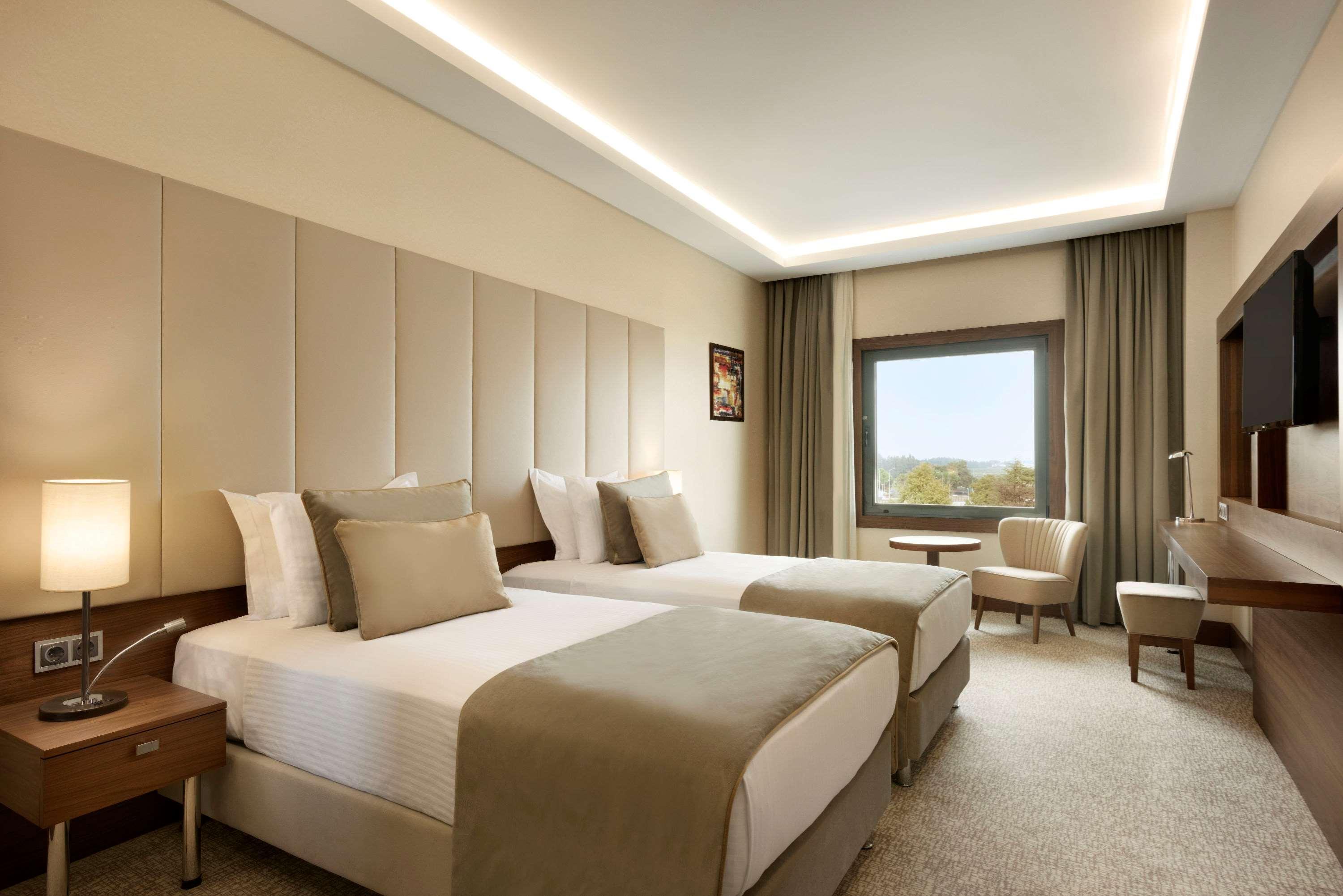 Ramada By Wyndham Yalova Hotell Yalova  Exteriör bild
