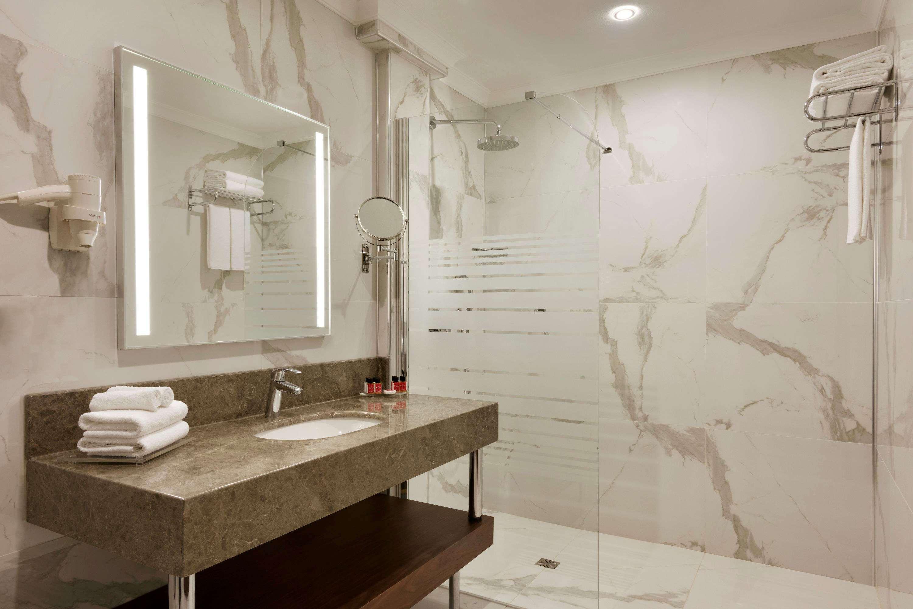 Ramada By Wyndham Yalova Hotell Yalova  Exteriör bild