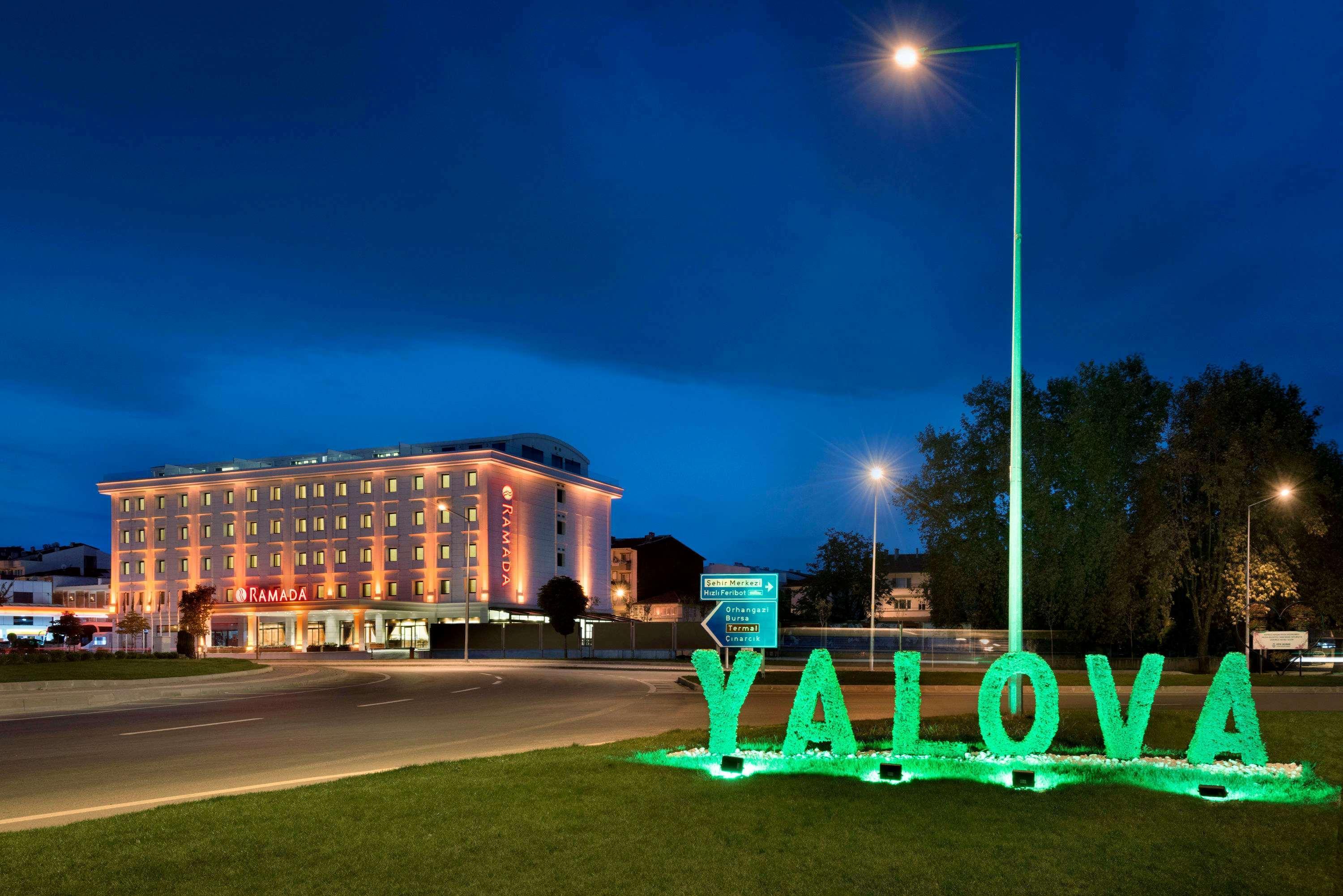 Ramada By Wyndham Yalova Hotell Yalova  Exteriör bild