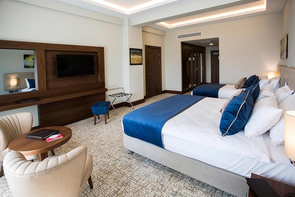 Ramada By Wyndham Yalova Hotell Yalova  Exteriör bild