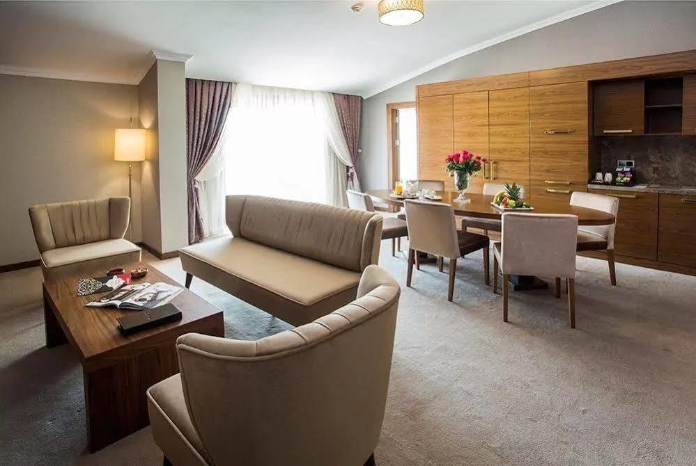 Ramada By Wyndham Yalova Hotell Yalova  Exteriör bild
