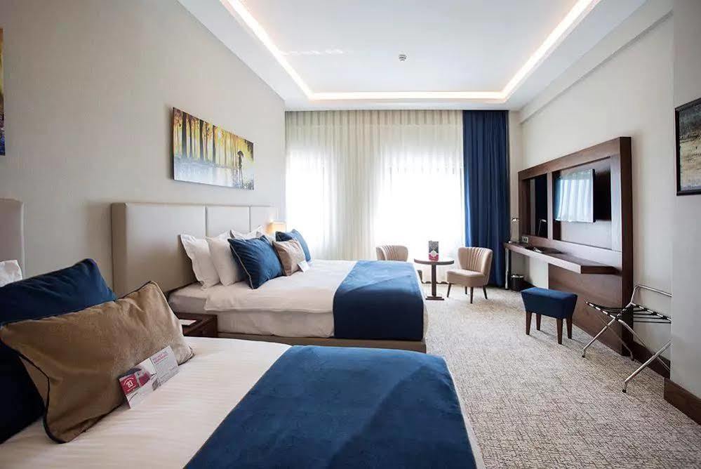 Ramada By Wyndham Yalova Hotell Yalova  Exteriör bild